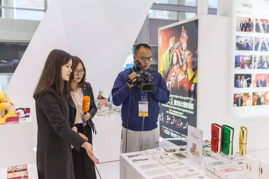 1479199851178538.png 18BB.tm.png